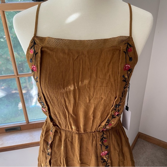 ASTR The Label Camila Romper - Picture 5 of 5